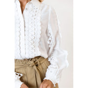 Blouse lace