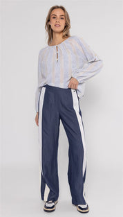 Blouse stripe