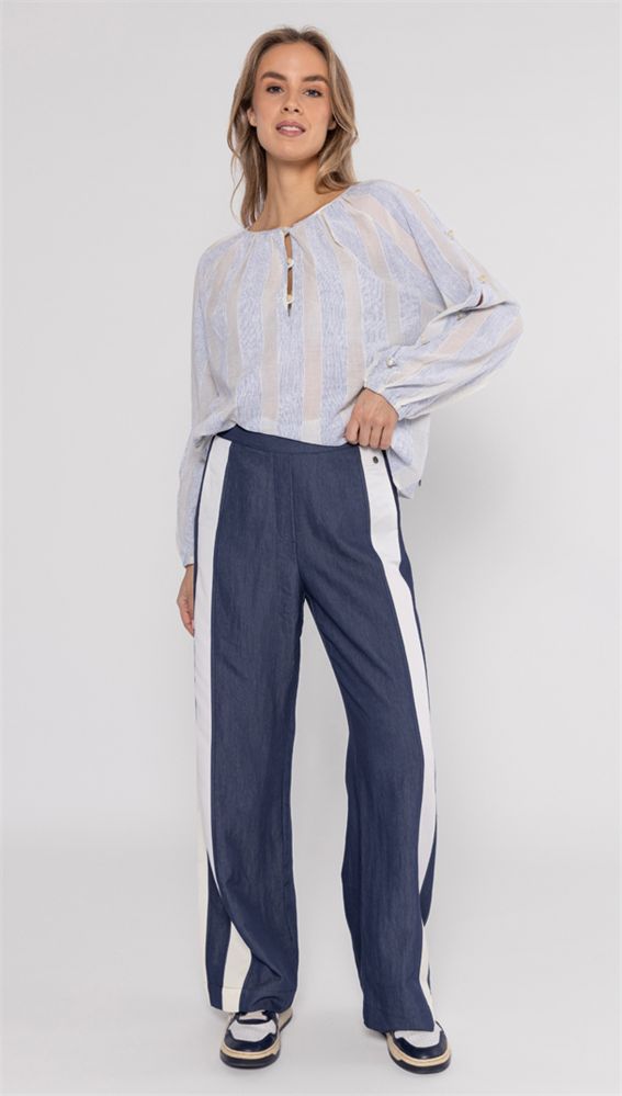 Blouse stripe