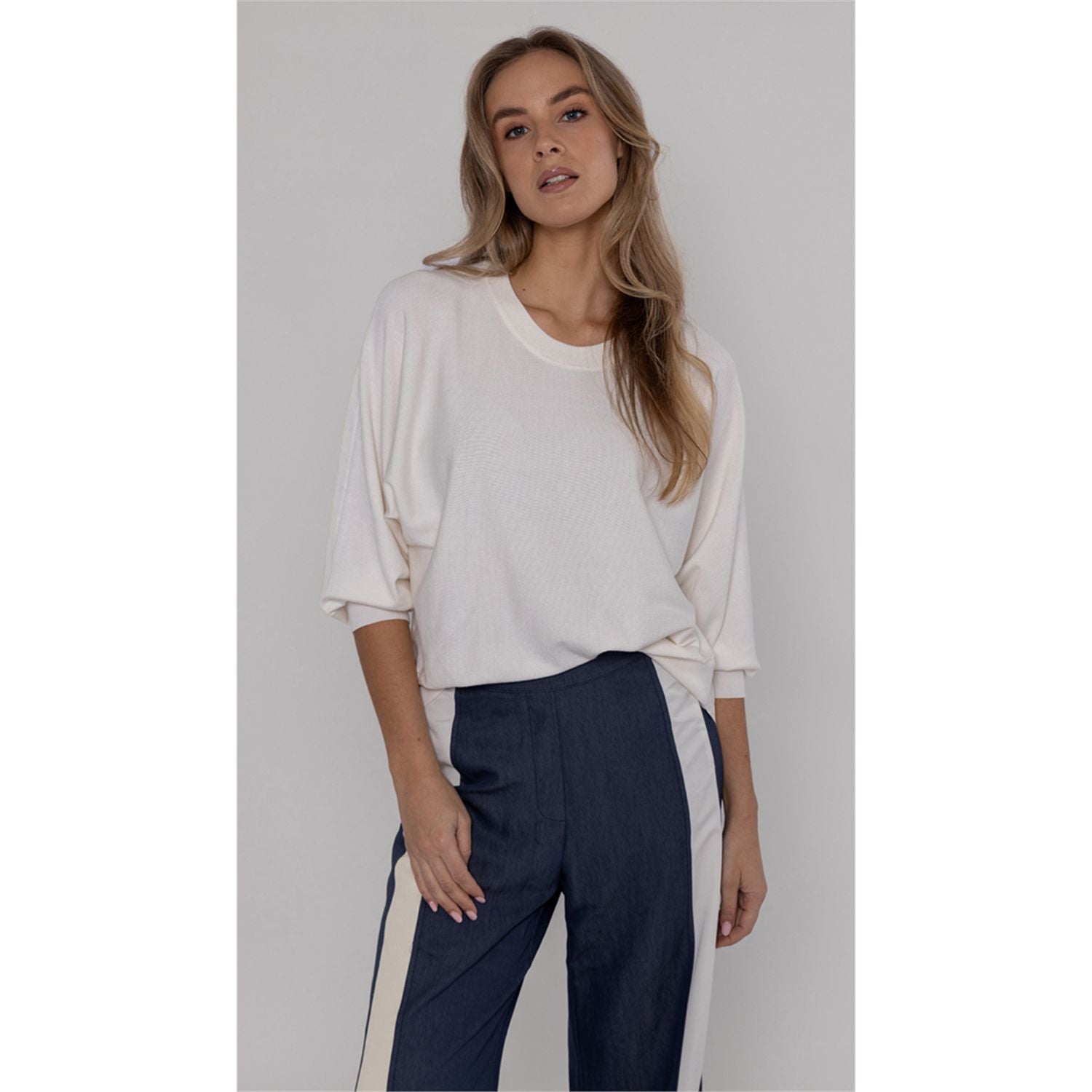 Pullover woven blend