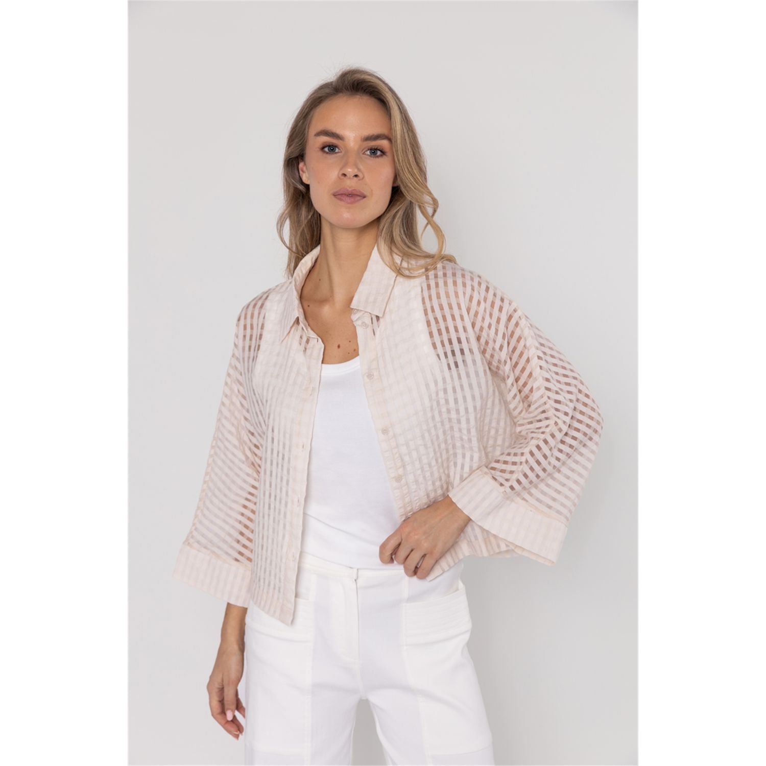 Blouse wide