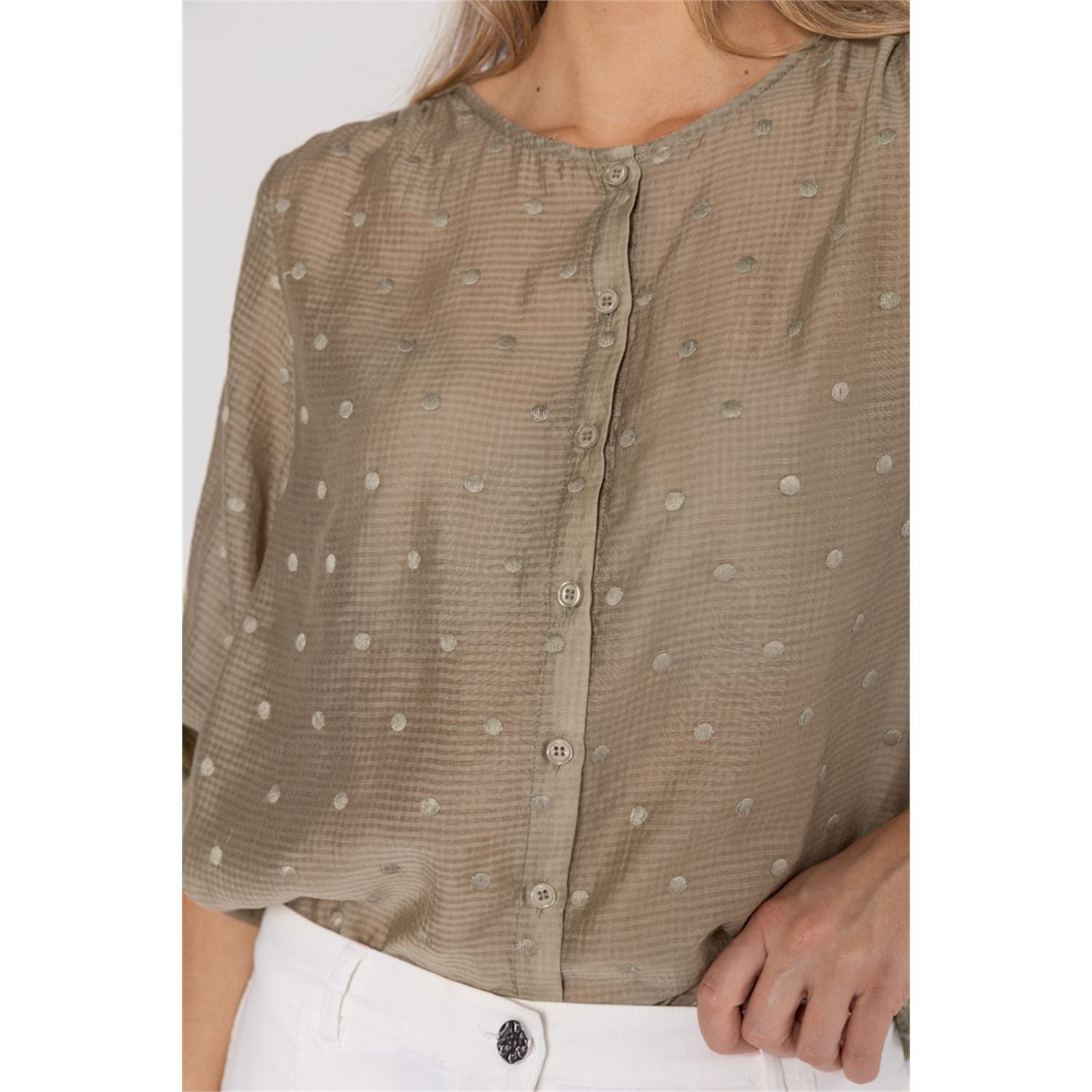 Blouse borduur dots