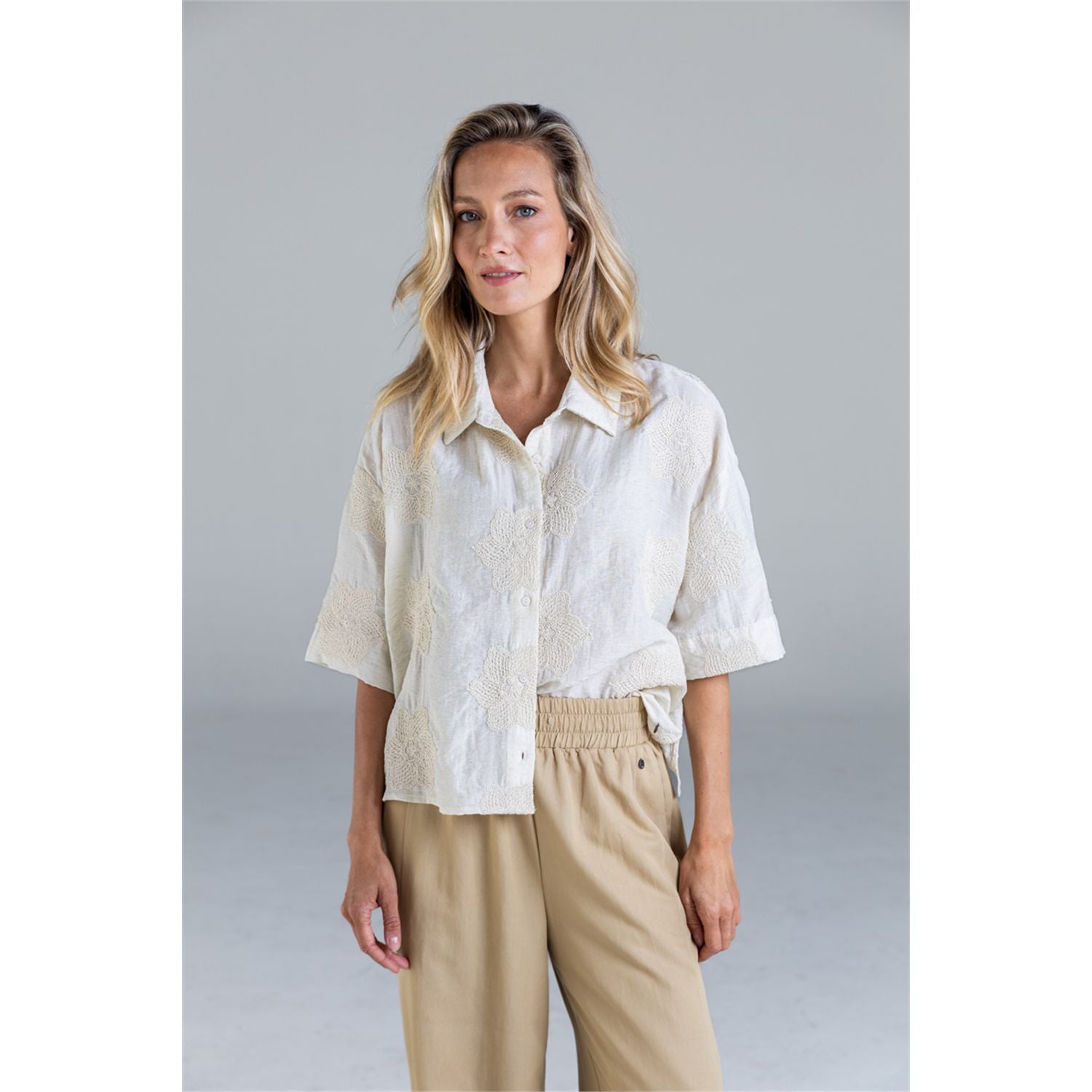 Blouse borduur