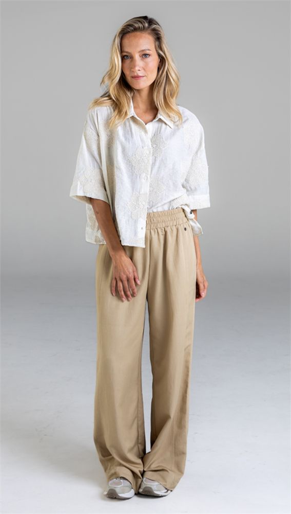 Blouse borduur