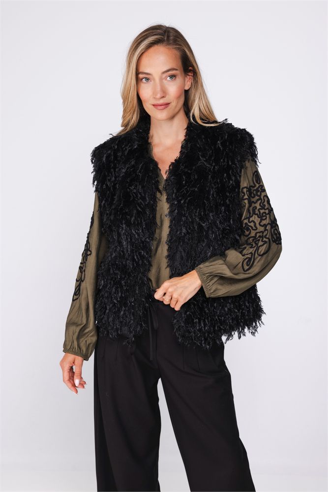 Blouse embroidery sleeve