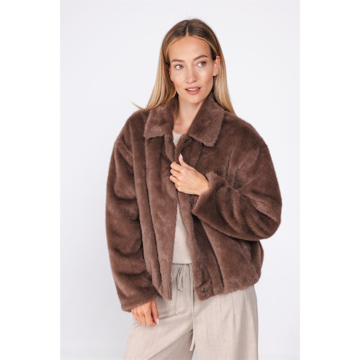 Jacket faux fur